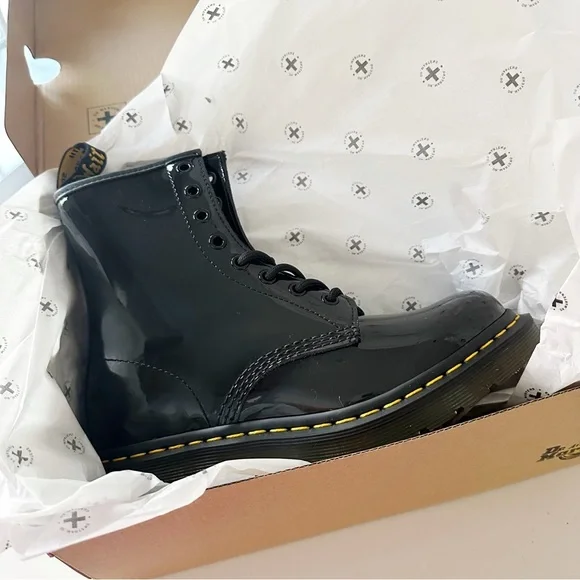 Dr. Martens 1460 Patent Leather Lace Up Boots - Picture 14 of 16